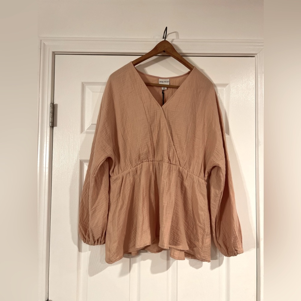 NWT Ava & Viv blouse
